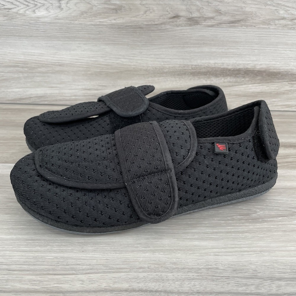 Lesvago Diabetic Slippers Easy On Hook & Loop Close  Men 8 Adjustable Clean